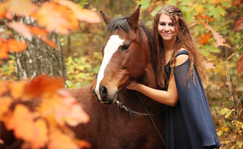 馬と女性