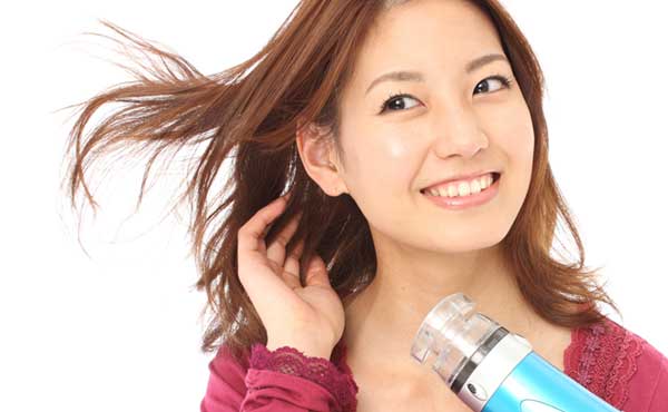 【綺麗な髪にするヘアケア方法】毎日できる簡単な美髪ケア