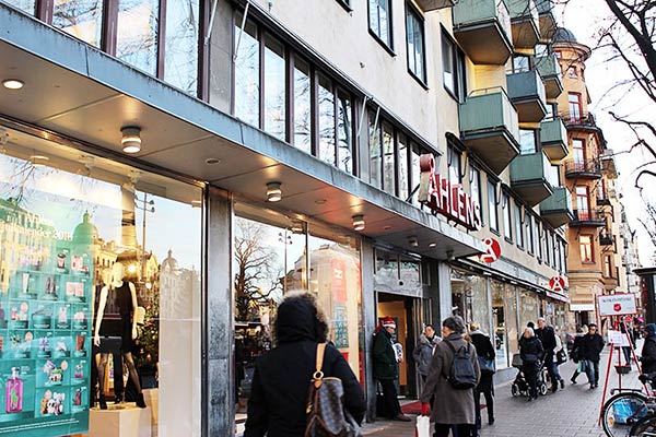 北欧最大の百貨店「オーレンス」
