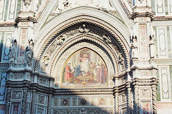 サンタ・マリア・デル・フィオーレ大聖堂に描かれた絵画